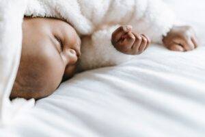 newborn-baby-doctor-newborn-baby-peacefully-sleeping-childhood illnesses