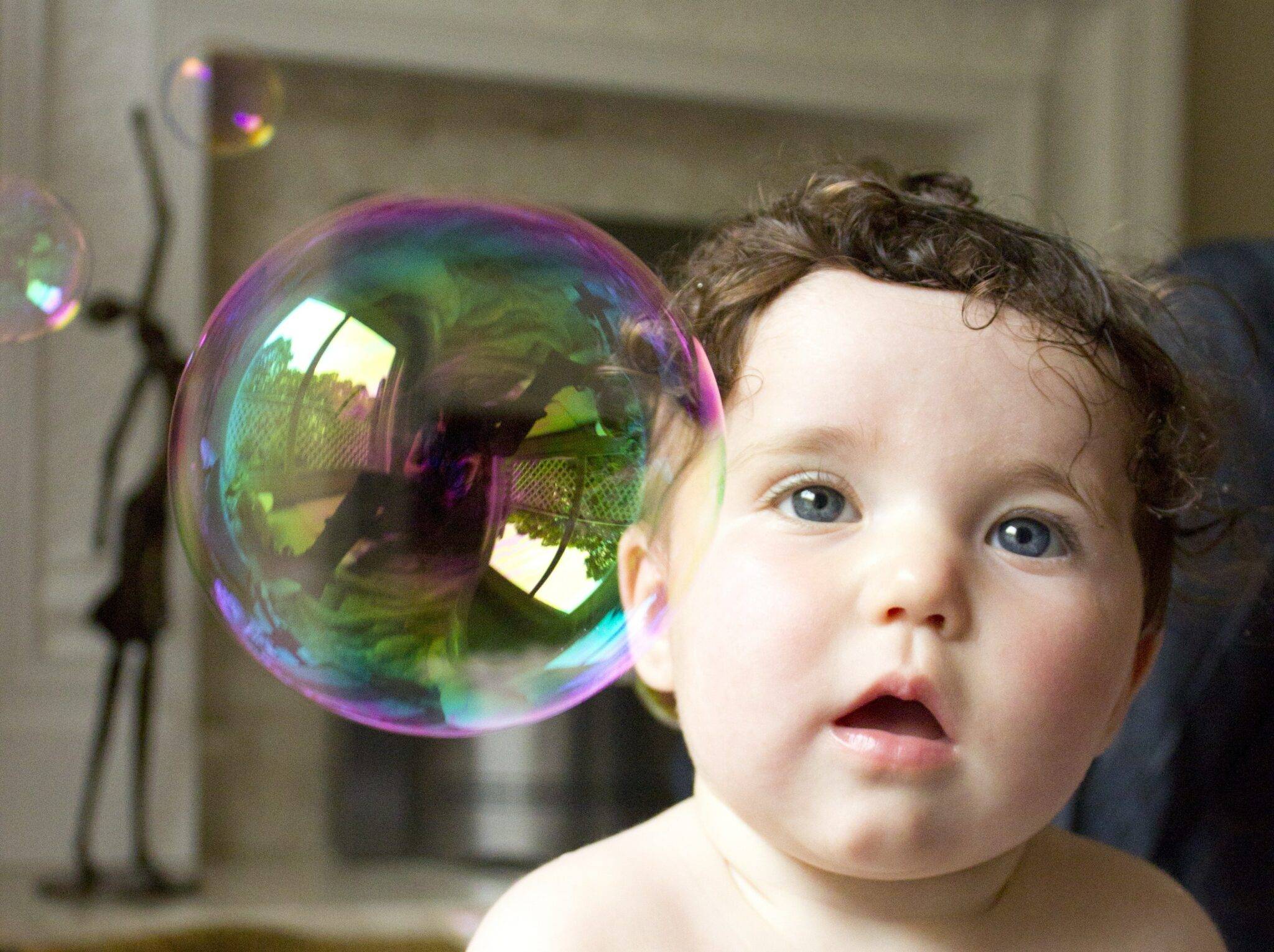 newborn-baby-doctor-amazed-child-playing-with-bubbles-Epiglottitis