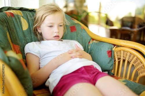 Understanding Hernias in Children: A Comprehensive Guide to Diagnosis, Treatment, and Care 3 hernia