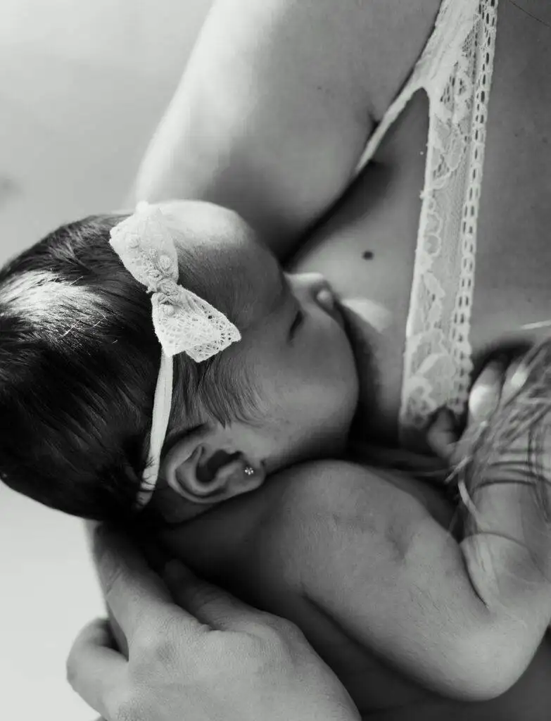 How Breastfeeding Impacts Baby Immunity—And How Long Matters 1 baby immunity