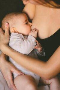 Newborn Baby Not Latching? Here are 7 Proven Tips and Techniques 2 newborn baby not latching