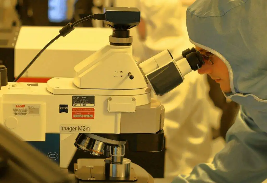 The Facts Behind Vaccine Safety: What Every Parent Should Know 2 vaccine safety