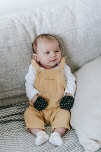 Support Your Baby's Head Lifting: Rolled Blankets or Wedges Can Help in 5 Ways 2 head lifting