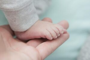 Severe Vaccine Reactions in Children: 11 Warning Signs and What to Do 6 severe vaccine reaction